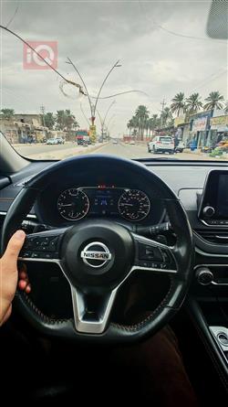 نيسان ألتيما